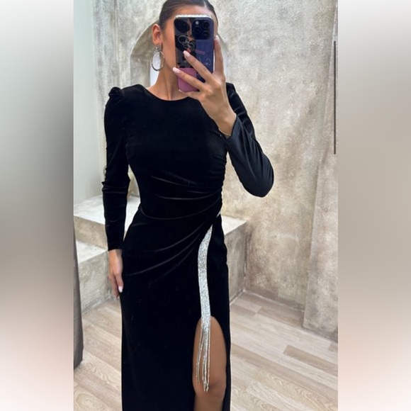 Evening Dress - Picture 2 of 3